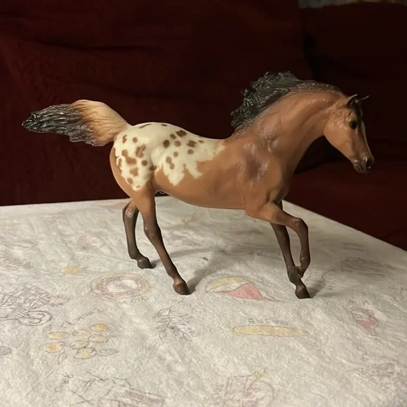 Retired Breyer Classics # 676 Dun Appaloosa